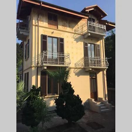 Apartment Luminoso In A *